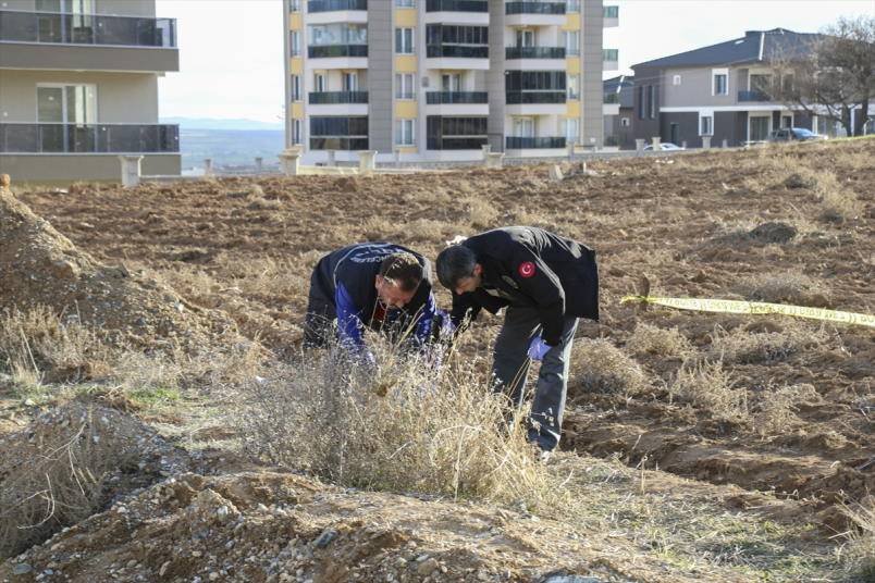 Uşak'ta insanı isyan ettiren olay: Çantadan bebek cesedi çıktı! 3