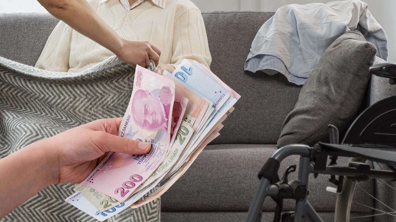 Uşak'ta Ailelere 40,3 Milyon Liralık Destek Ödemesi Yapıldı