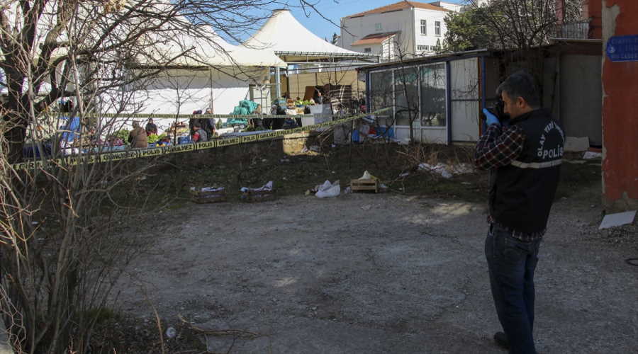 Uşak'ta pazar yerinde kan aktı!