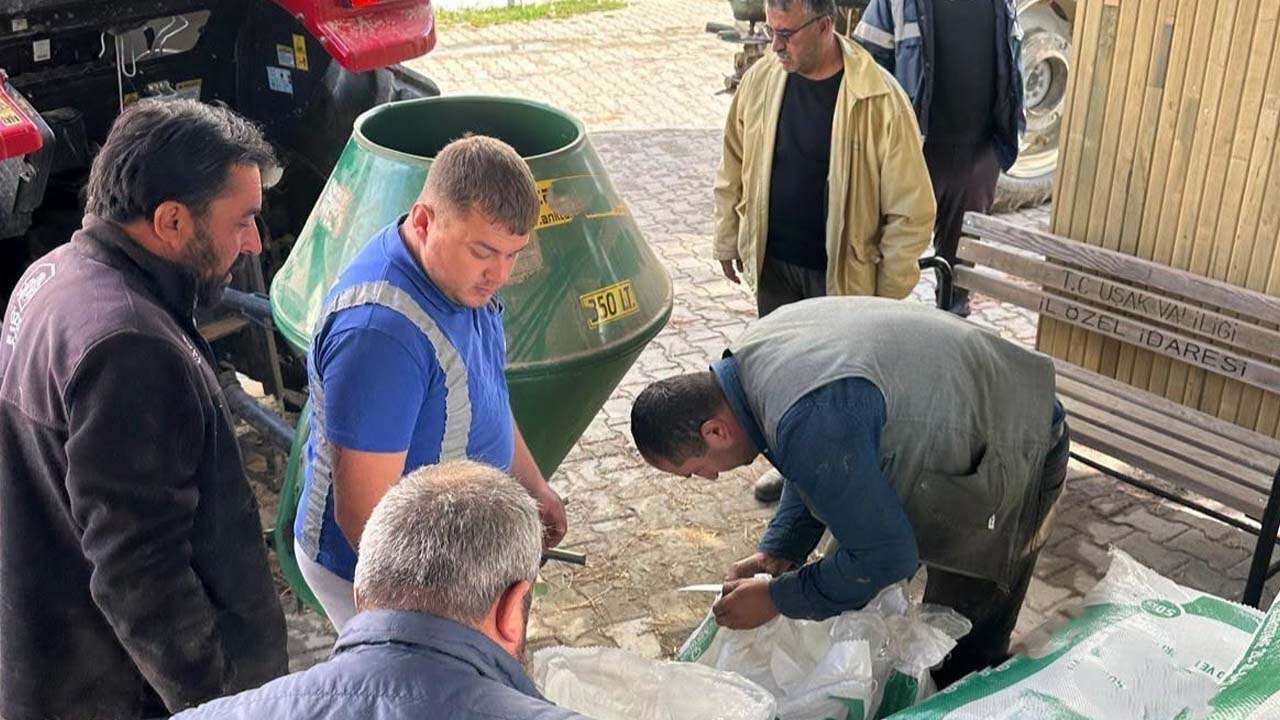 Uşak'ta Hayvancılığa 27 Tonluk Destek