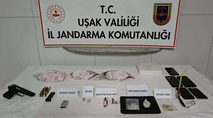 Uşak'ta Jandarma Narkotik Köpeği Torun Affetmedi