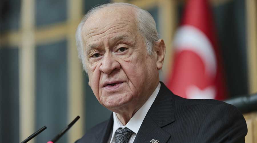 Devlet Bahçeli, Beşiktaş kulübü üyeliğinden istifa etti!