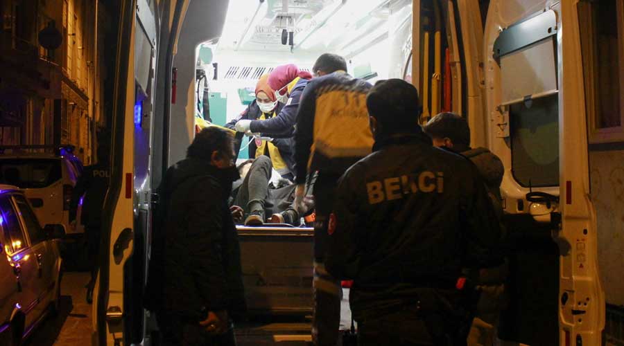 Uşak'ta bıçaklı kavga! 1 ağır yaralı var