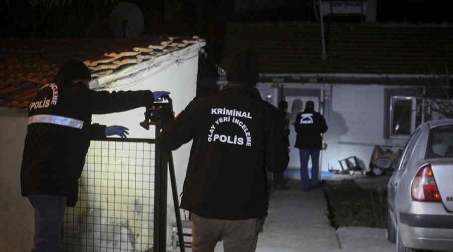 Uşak'ta alacak verecek tartışması! 1'i ağır 3 kişi yaralandı