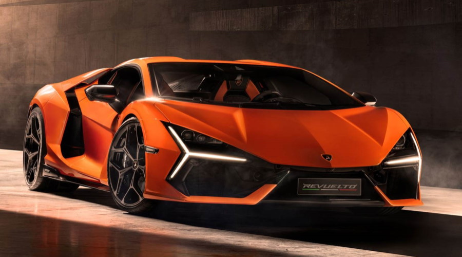 Lamborghini Revuelto modeli geldi! Lamborghini v12 motor ve 813 beygirlik canavarı tanıtıldı!
