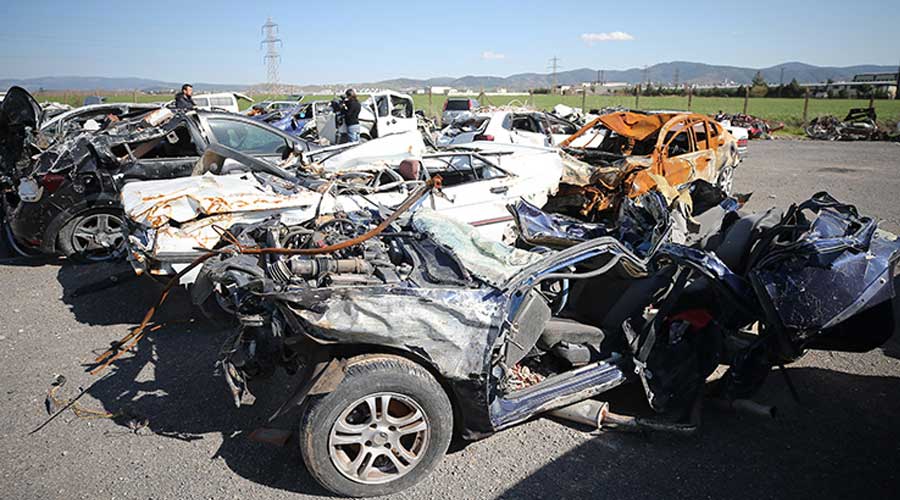 Depremde aracı hasar görenler dikkat! Kasko ve trafik sigortası araçların deprem hasarını karşılıyor mu?