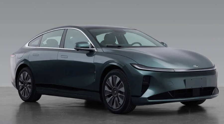 O model Tesla Model 3'ten 10 bin dolar daha ucuza satışa çıkıyor! Tesla'nın gözünü korkutan rakip!