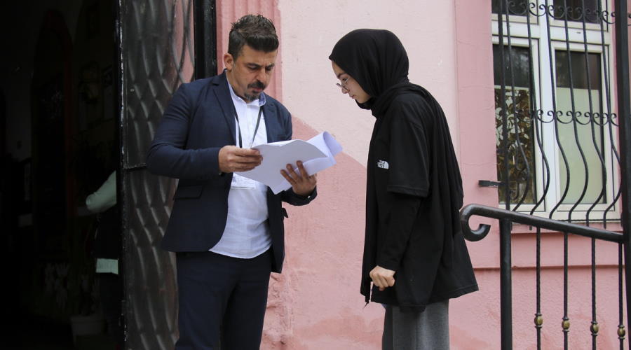 Uşak'ta 4 bin 497 öğrenci LGS sınavında ter döküyor