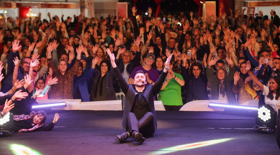 ModaFest'te Konser ve Sahne Şovları İzleyenleri Coşturdu