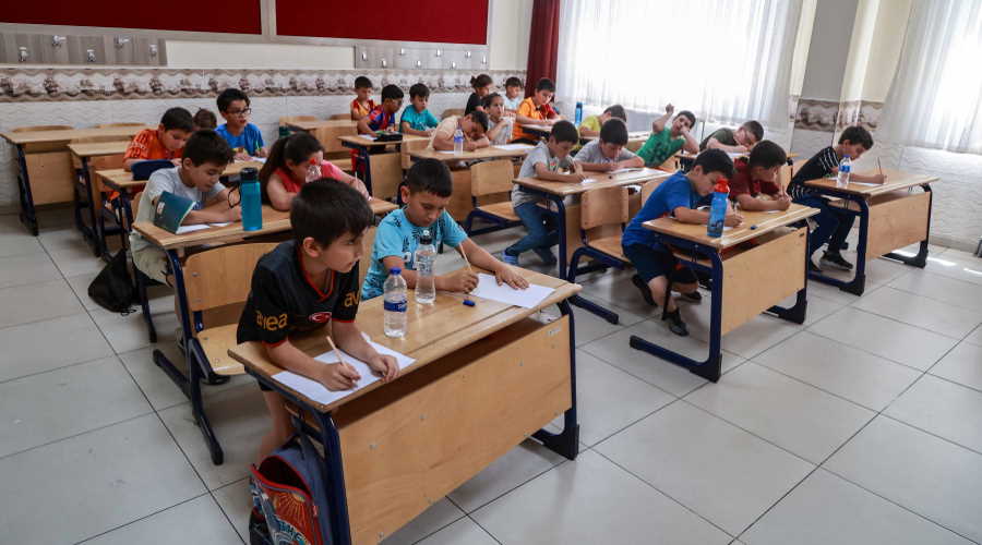 Uşak Belediyesi Yaz Okulları Başladı