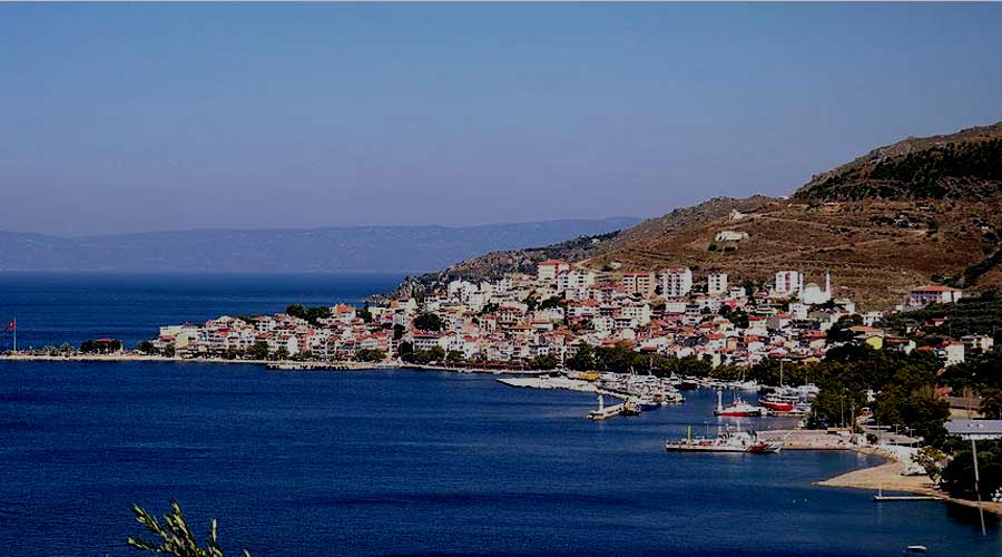 Tarihi, doğası ve eşsiz sokaklarıyla Bozcaada görenleri büyülüyor