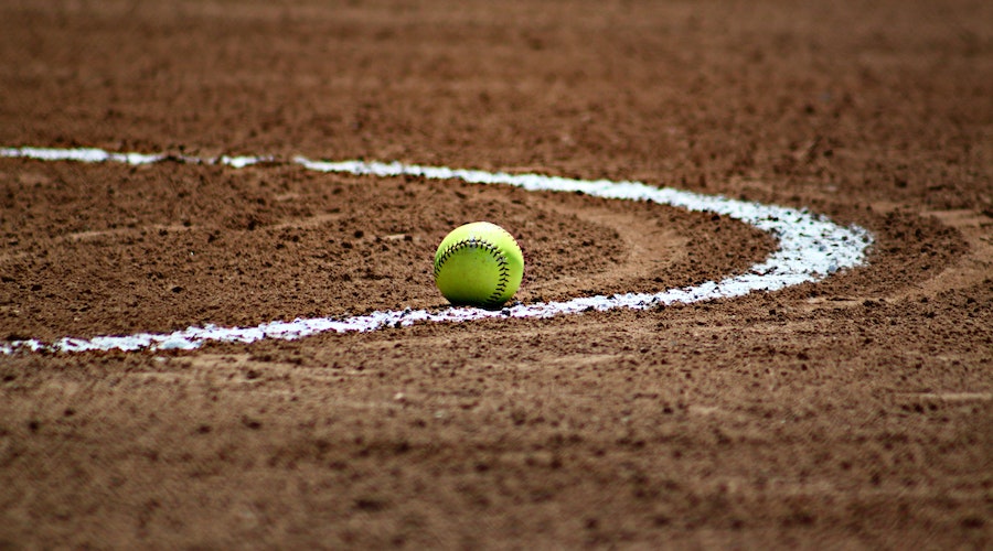 Softball Nasıl Bir Spor? Tarihçesi, Kuralları