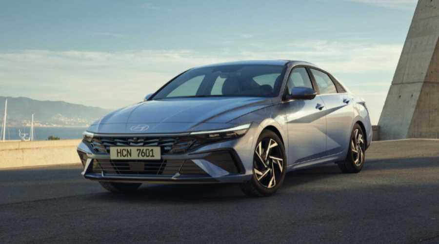 Yeni Hyundai Elantra Türkiye'de satışta! Fiyatı ve özellikleri neler?