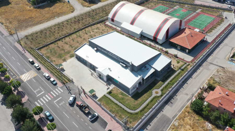 Uşak Esentepe Yüzme Havuzuna Ücretsiz Servisle Nasıl Gidilir?