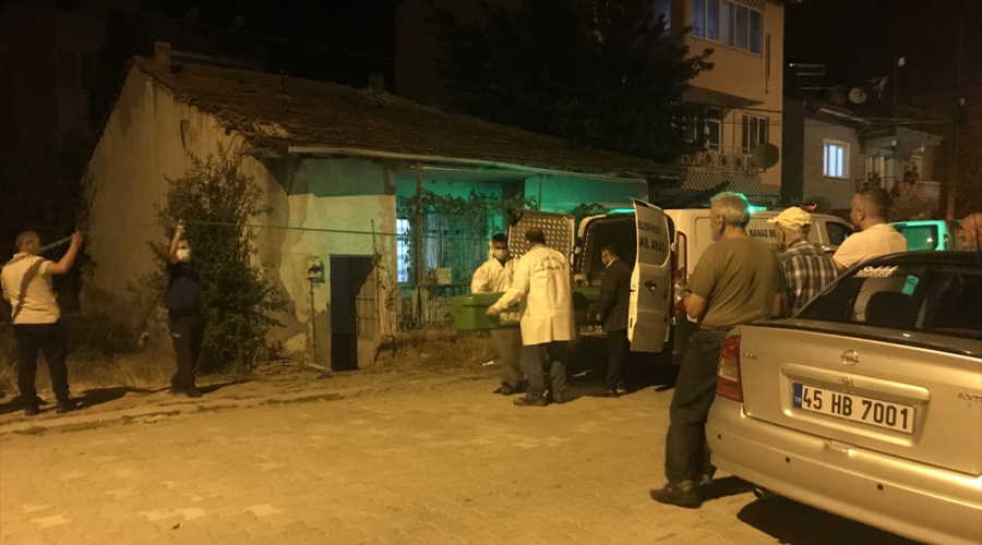 Uşak'ın Banaz ilçesinde yaşlı adam evinde ölü bulundu