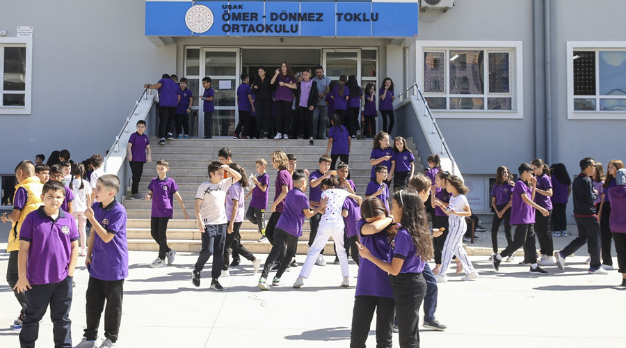 Uşak'ta 2023-2024 eğitim öğretim yılı başladı