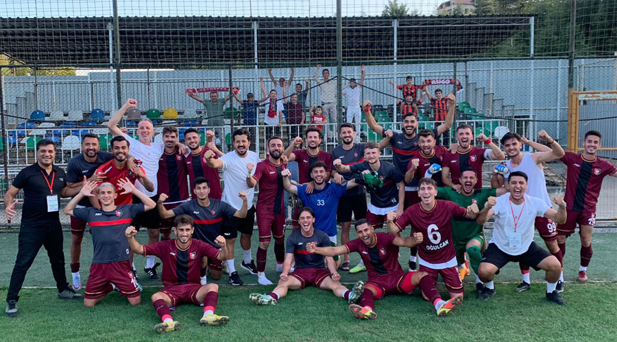 Uşakspor, Belediye Derincespor’u tek golle geçti