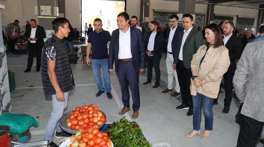 Karaağaç Kapalı Pazar Yeri hizmet vermeye başladı