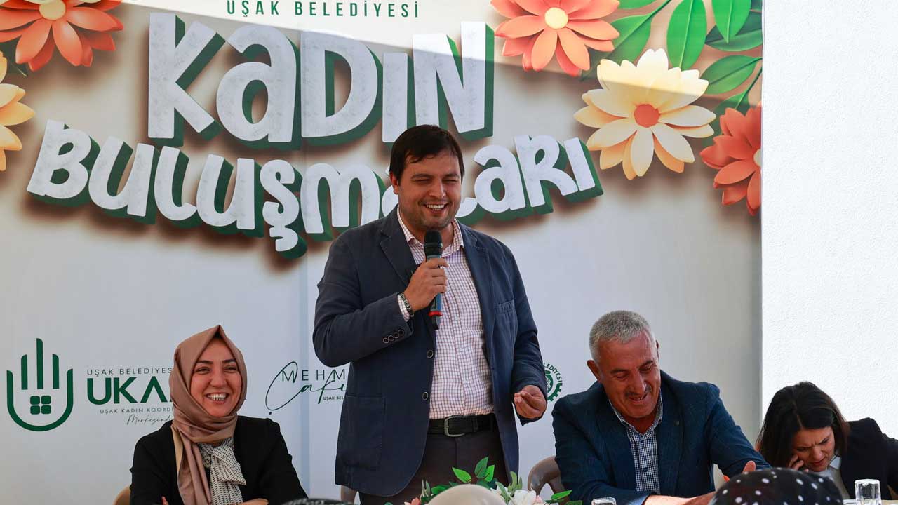 Uşak Belediyesi Muharremşah Mahallesi’nde kadınlarla buluştu