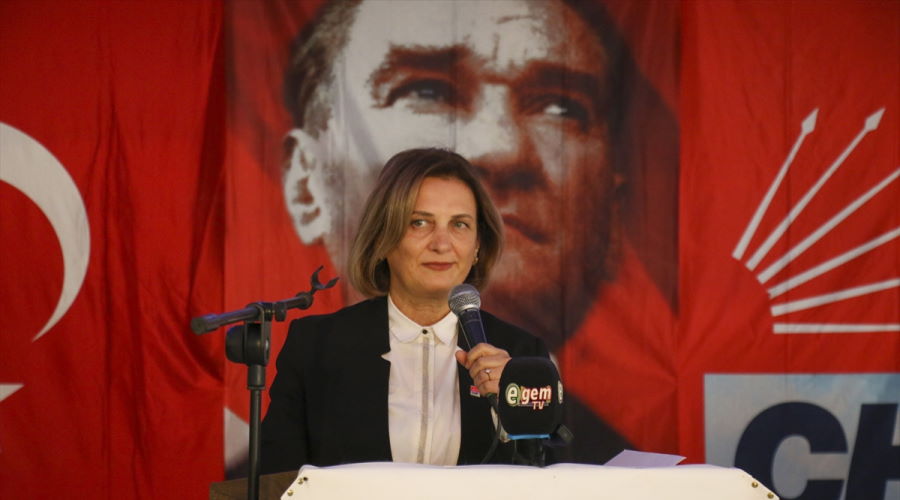 CHP Uşak İl Başkanlığına Sevinç Soyer Yazgan seçildi