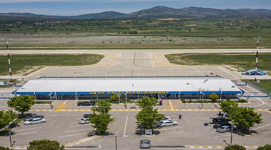 Uşak Havalimanı tartışması: Yeniden açılacak mı?