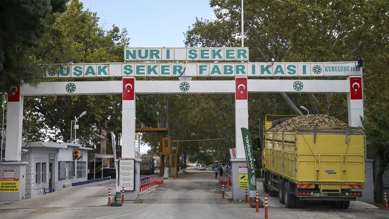 Uşak Şeker Fabrikası’nın kuruluş hikayesi: Nuri Şeker’in hayali gerçek oldu