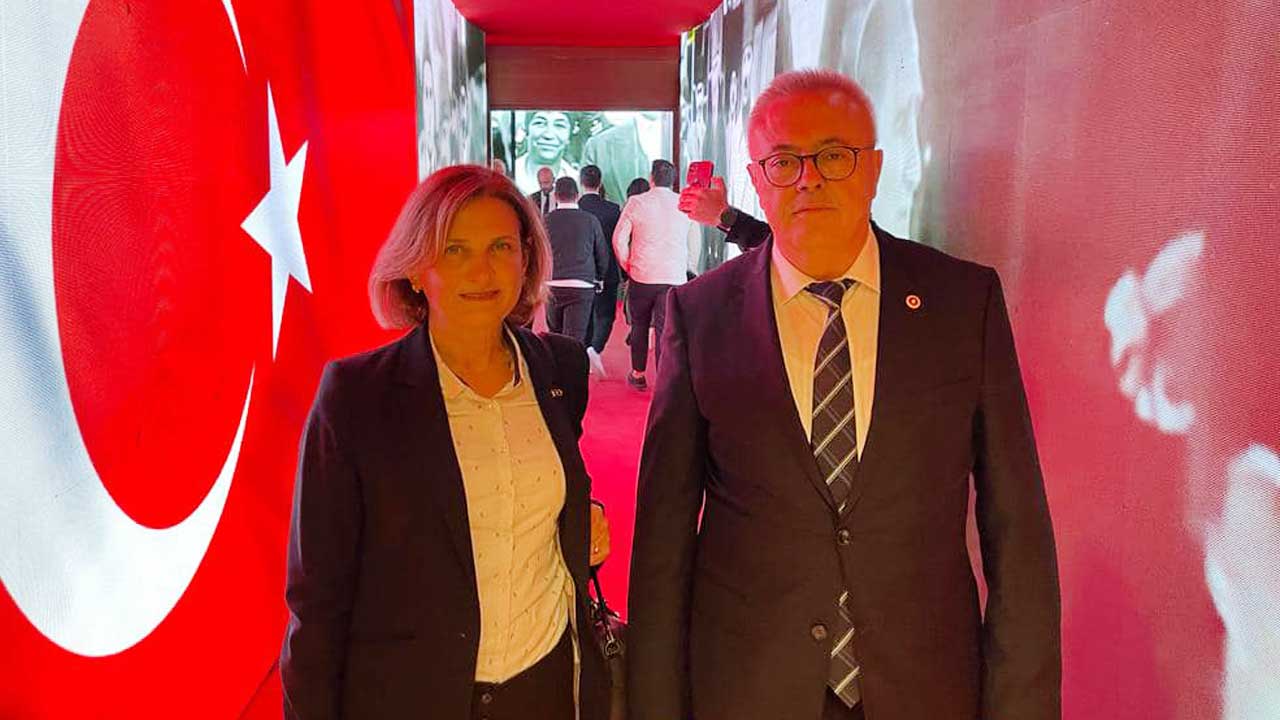 CHP Uşak Milletvekili ve İl Başkanından Özgür Özel'e tebrik mesajı