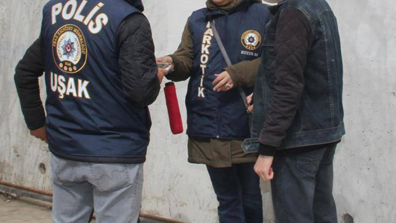 Uşak’ta Emniyet ve Jandarmadan eğitim seferberliği! 15 bine yakın araç denetlendi