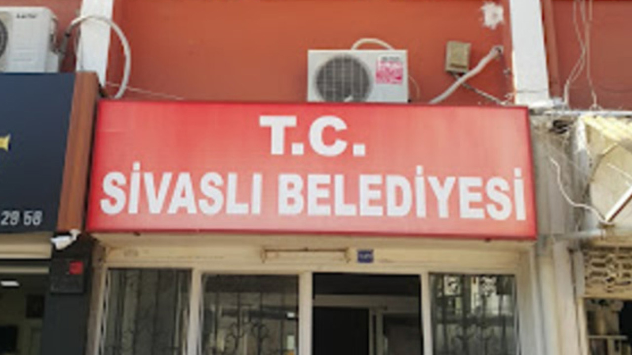 Sivaslı Kaymakamlığı ve Sivaslı Belediyesi nerede, adresleri ve iletişim bilgileri