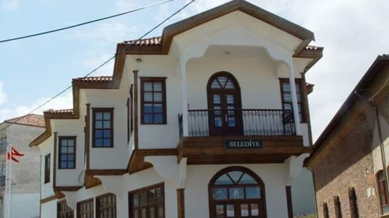 Ulubey Kaymakamlığı ve Ulubey Belediyesi nerede, adresleri ve iletişim bilgileri