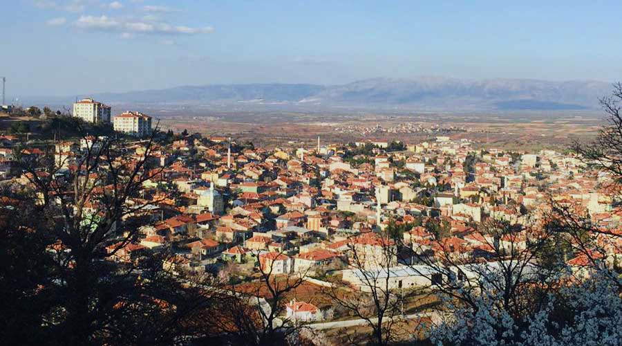 Uşak Merkez Ve Karahallı Arası Kaç Km, Uşak Merkezden Karahallı Kaç Saat Sürer?