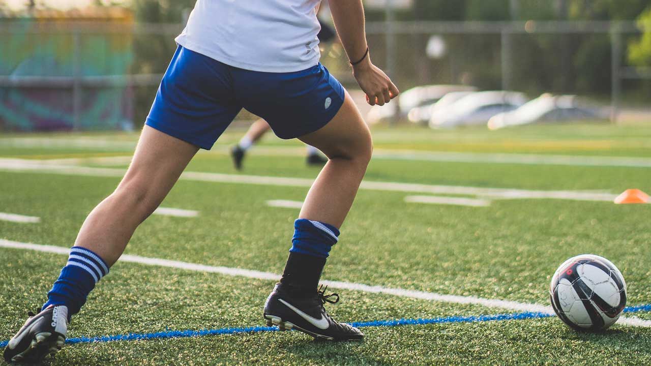 Uşak 64 Belediye Kadın Futbol Takımı yarın Afyon İdman Yurdu’yla kozlarını paylaşacak