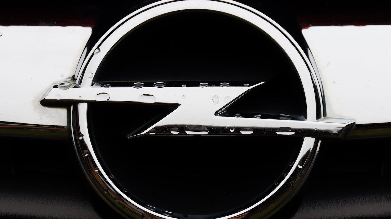 Araba alacak Uşaklılar dikkat! Opel aralık fiyatlarını açıkladı