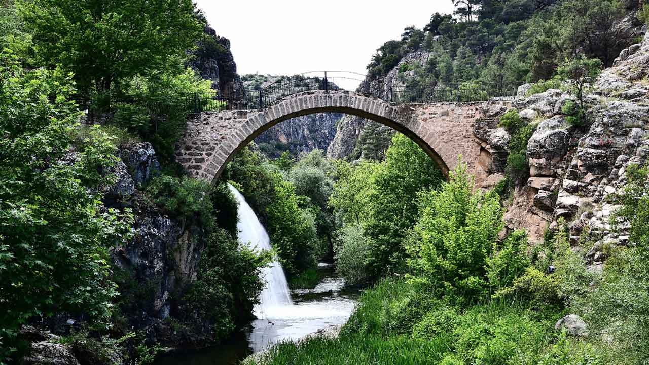 Uşak'ta mutlaka görülmesi gereken tarihi yerler