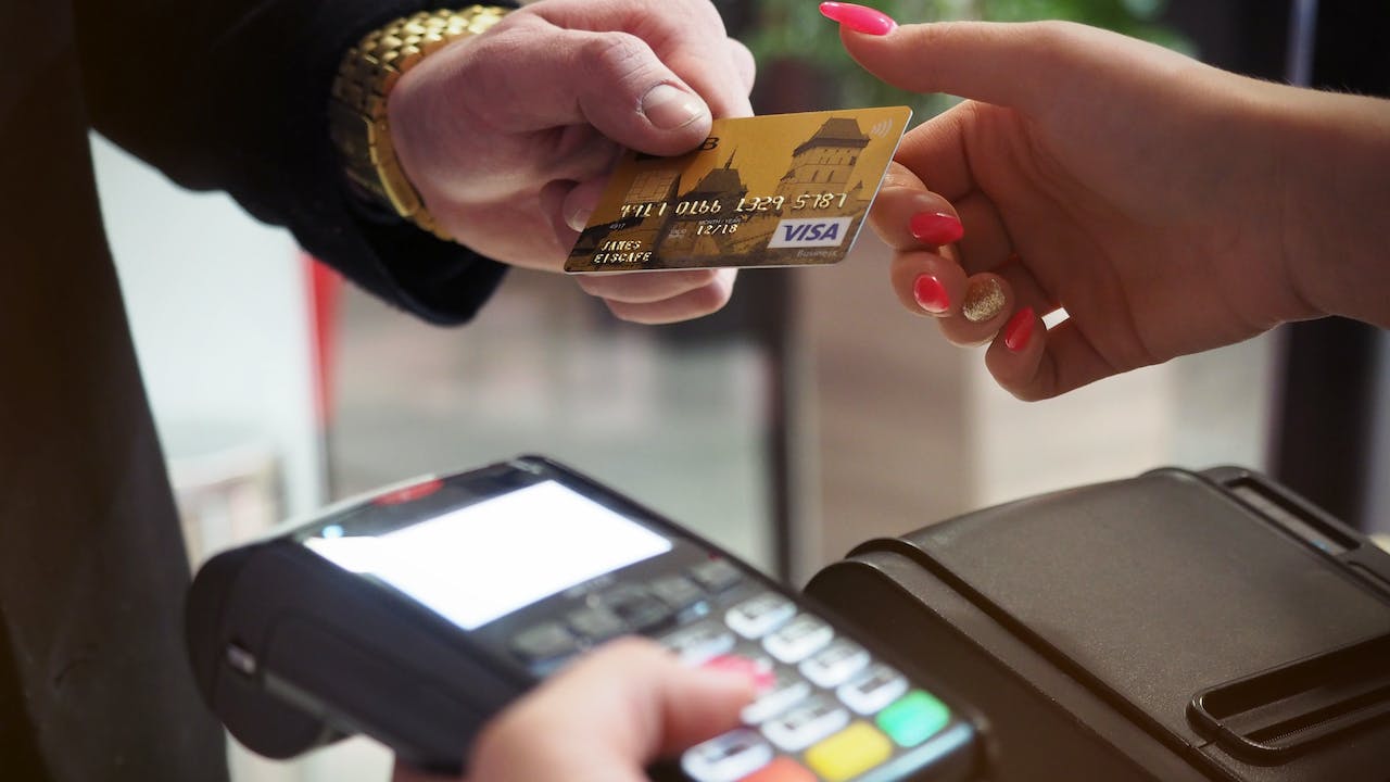 Bakanlıktan açıklama kredi kartıyla sigara satışında komisyon cezası geliyor