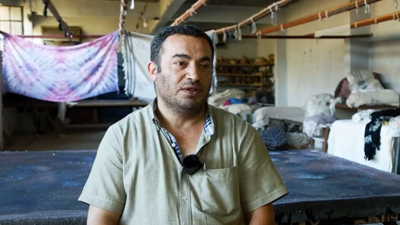 Uşak’ta makineleşmenin bitirmek üzere olduğu meslek: Yazmacılık