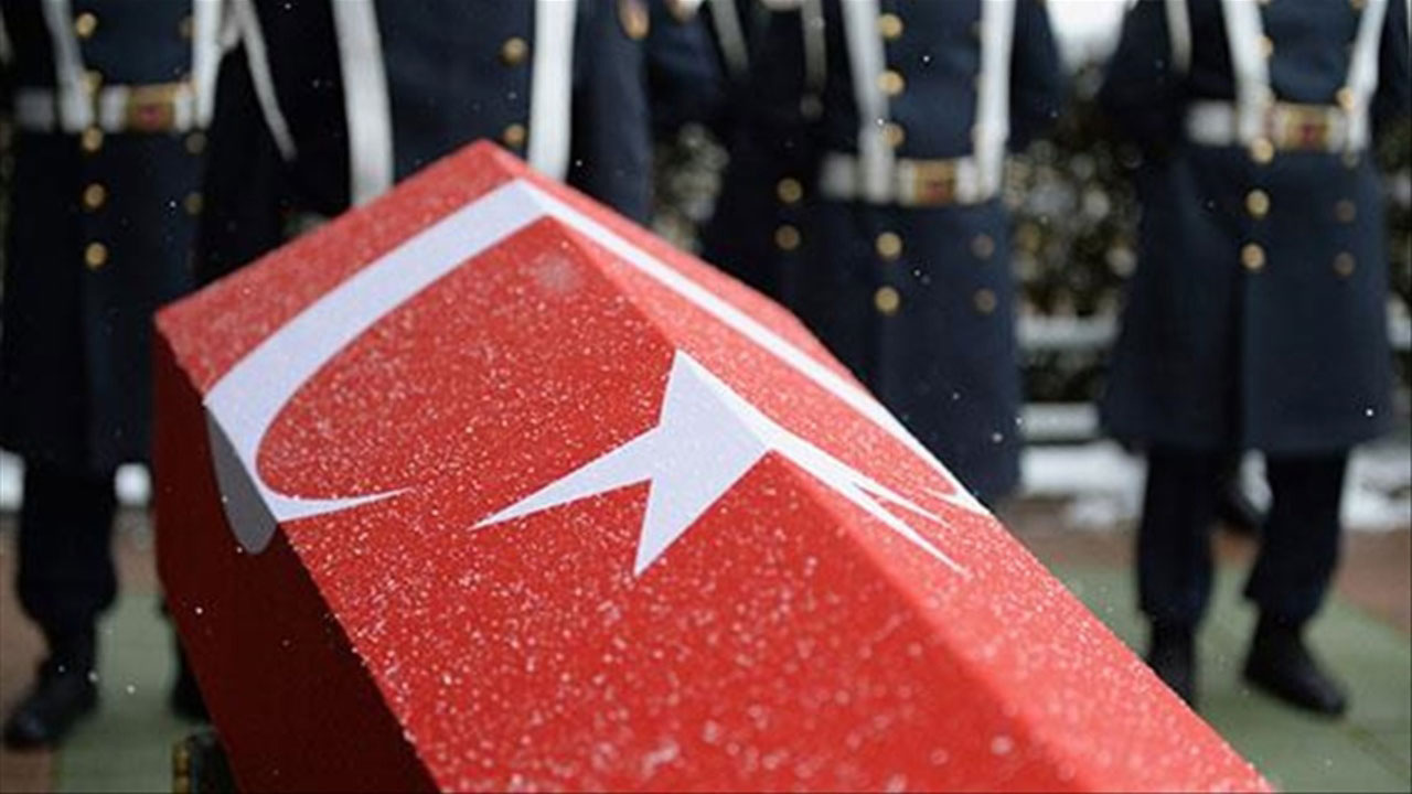 Şehit haberleri yürekleri yaktı! Uşak da hain saldırıya sessiz kalmadı!
