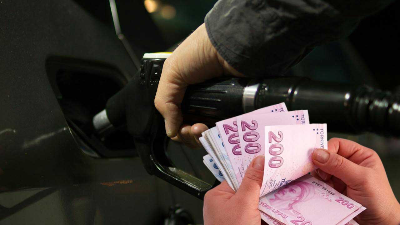 LPG’ye gece yarısı zam geliyor! Uşak’ta akaryakıt kaç lira?