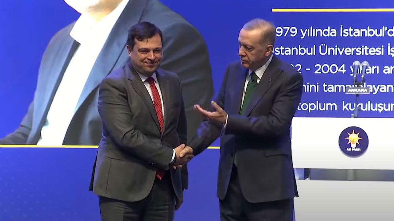 AK Parti Uşak’ta Belediye Başkanı Mehmet Çakın’la yola devam dedi