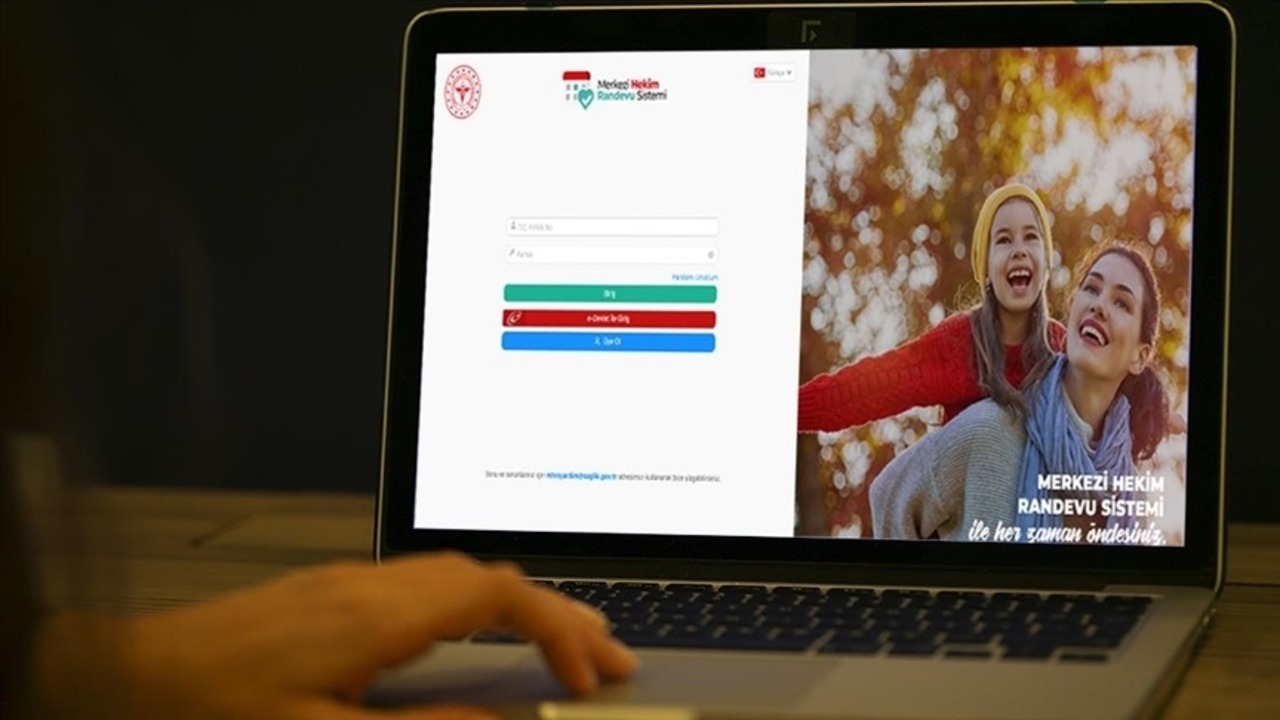 Randevu bulamıyorum diyenler için MHRS’den randevu alma taktikleri