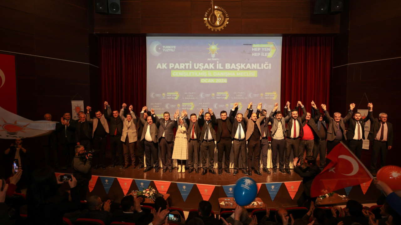 AK Parti Uşak İl Danışma Meclisi Toplantısı yapıldı