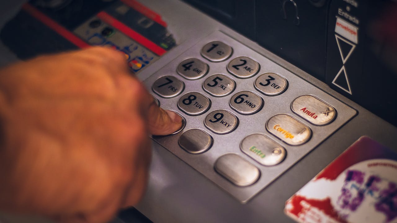 Bankalar ATM'lerden yeni para çekme limitlerini açıklandı