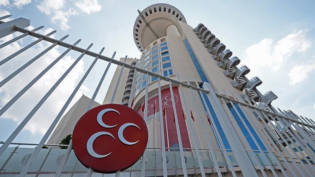 MHP Uşak Belediye ve İl Genel Meclisi Adayları Belli Oldu
