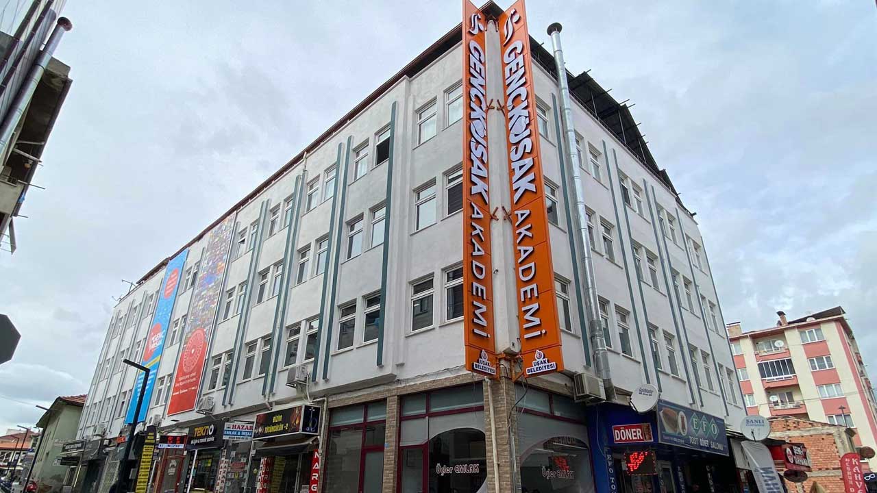 Uşak Belediyesi ücretsiz üniversite hazırlık kursları açıyor