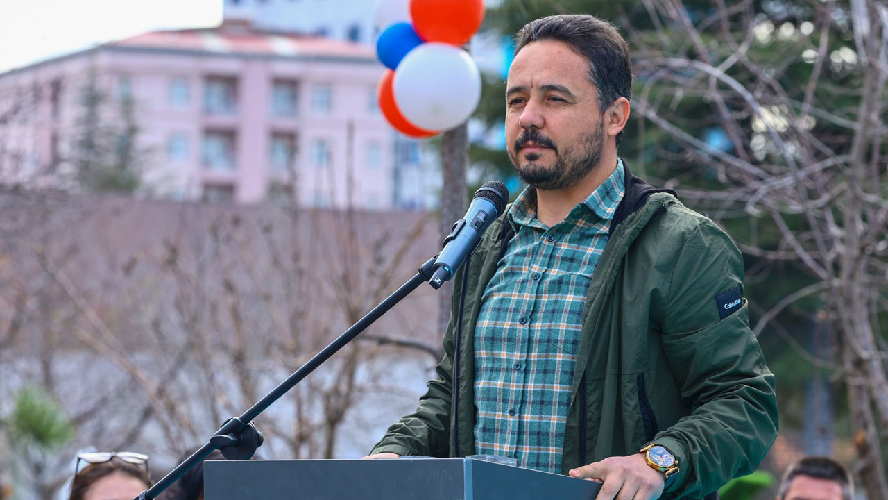 Himmet Yaşar: “Seçimi kazanabilmek için her türlü yalanı ve her türlü vaadi ortaya koyuyorlar”