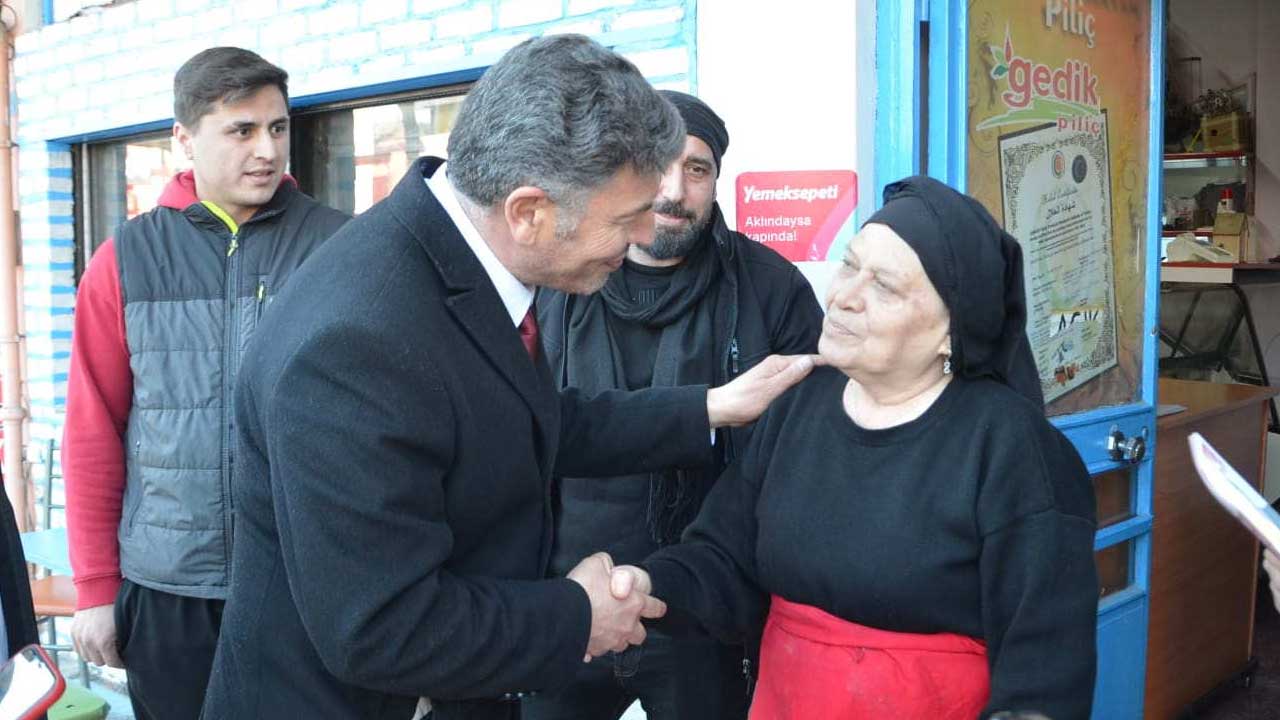 Yeniden Refah Partisi Uşak Belediye Başkan Adayı Erol Korkmaz: “Halkın gönlüne girdik”