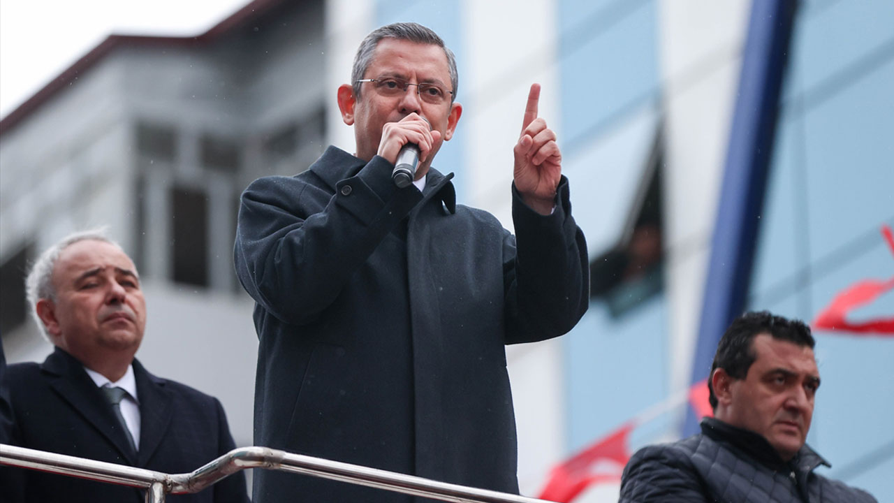 CHP Genel Başkanı Özgür Özel, Uşak'ta Halk Buluşması'nda konuştu