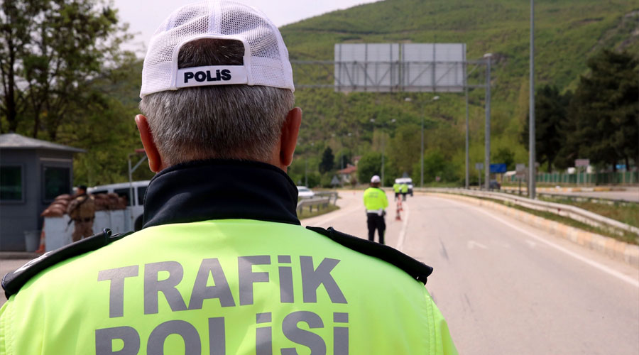 Ceza puanı sorgulaması nasıl yapılır ve el konulan ehliyet nasıl geri alınır?