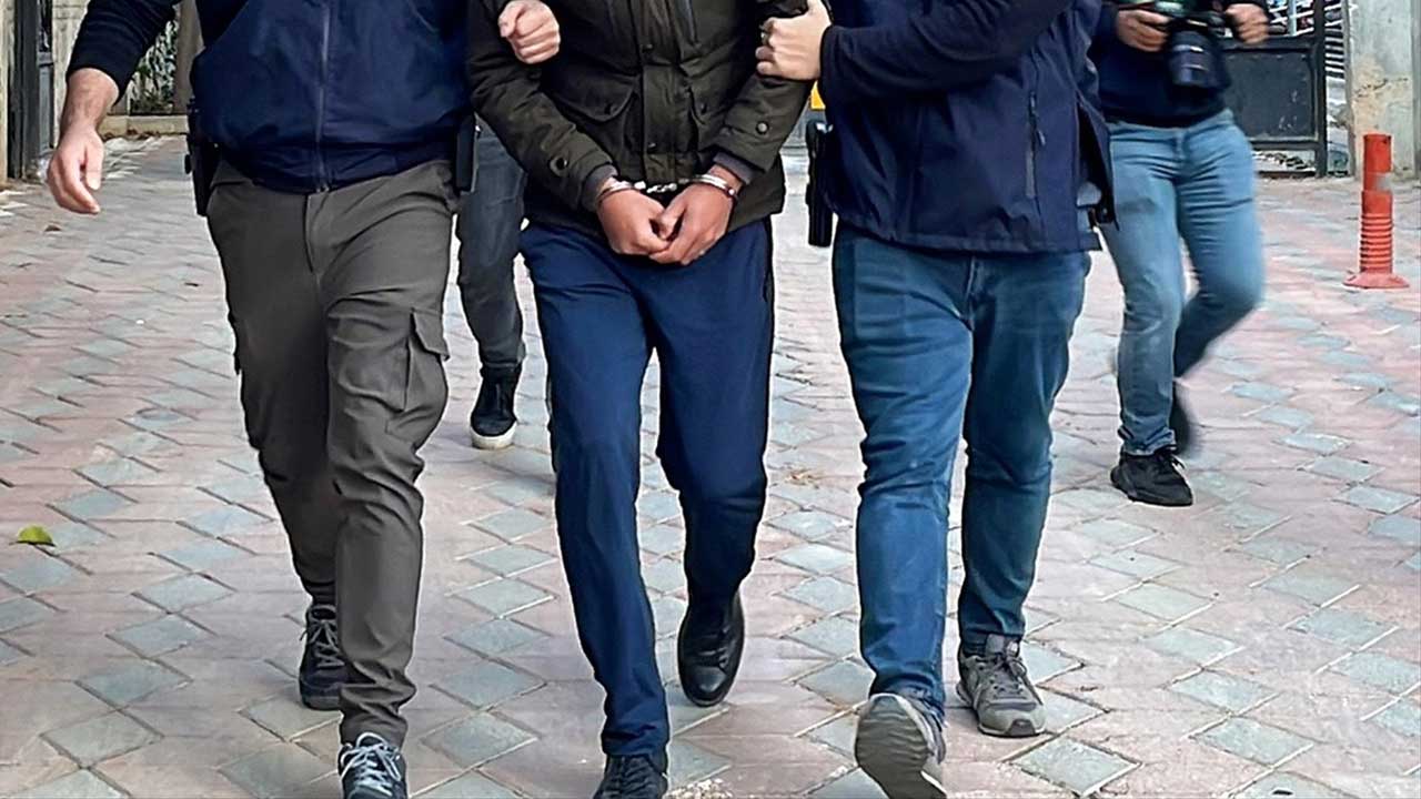 Uşak'ta dahil 29 ilde FETÖ operasyonu