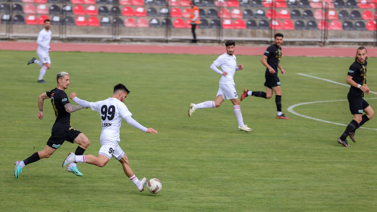 Uşakspor evinde Iğdır FK’ya 6-1 yenildi